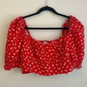 & Other Stories red and white cropped top puff sleeve. Size US 10. Worn once.